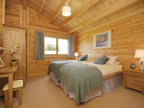 South Lodge